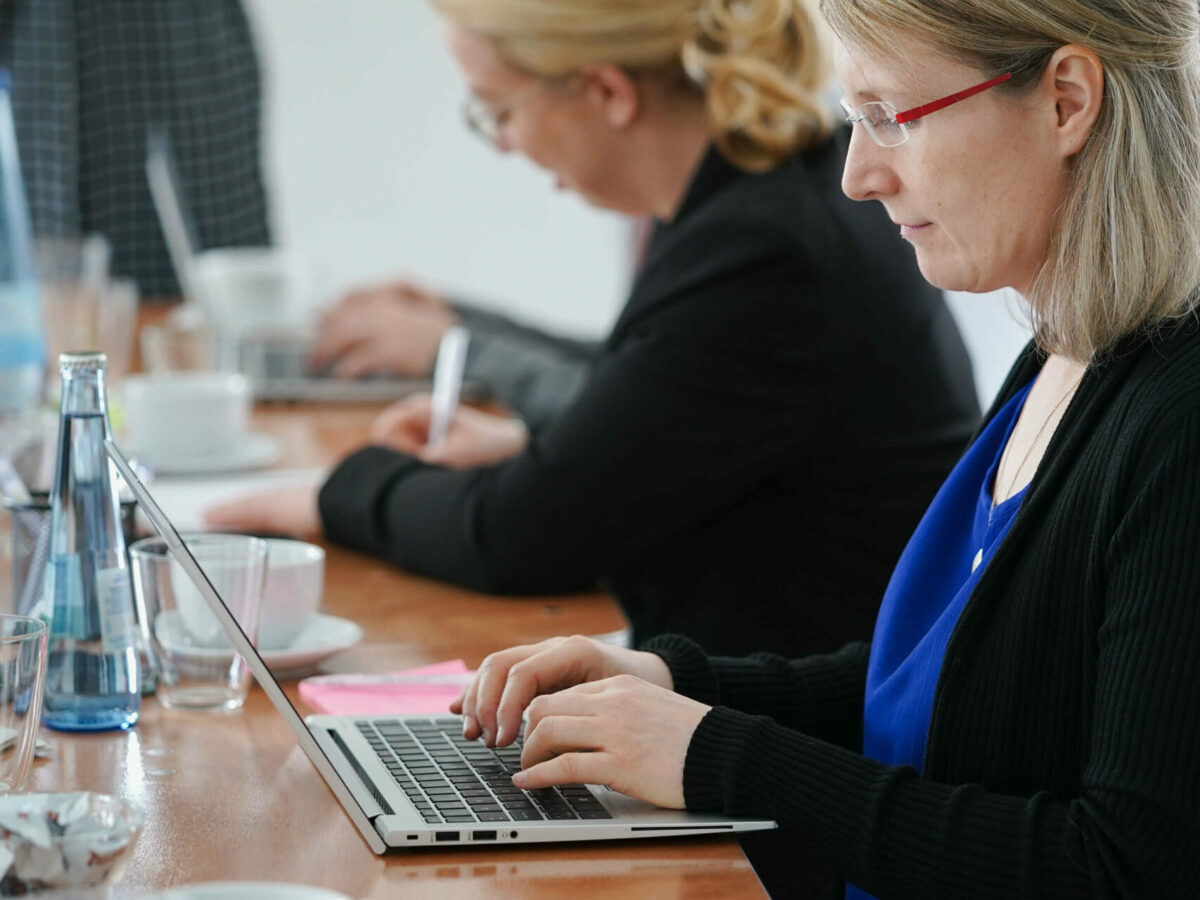 sonne-nollingen-eventraum-seminar-business-meeting-03 sonne-nollingen-eventraum-seminar-business-meeting-03